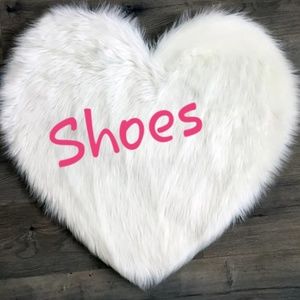 👠👡👢